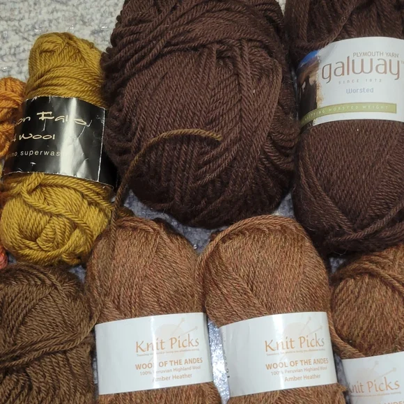 Assorted Wool Yarn Bundle - Brown and Orange Tones - Picture 4 of 11